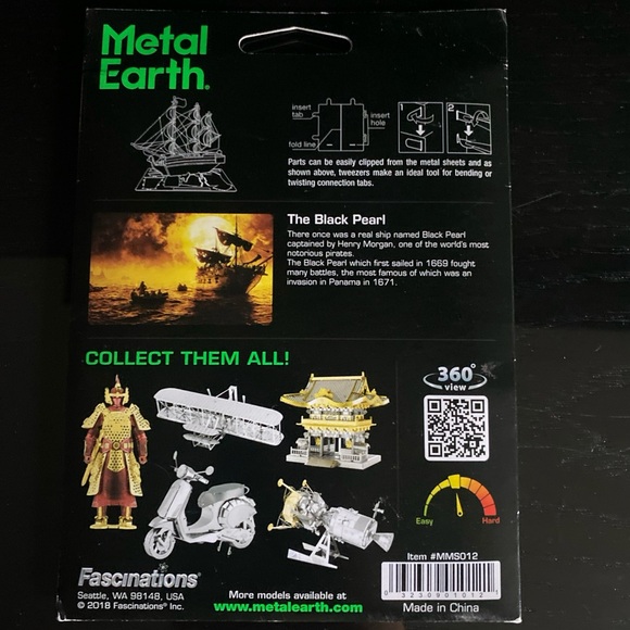 NIB Metal Earth “The Black Pearl” Steel Model Kit - Picture 2 of 2